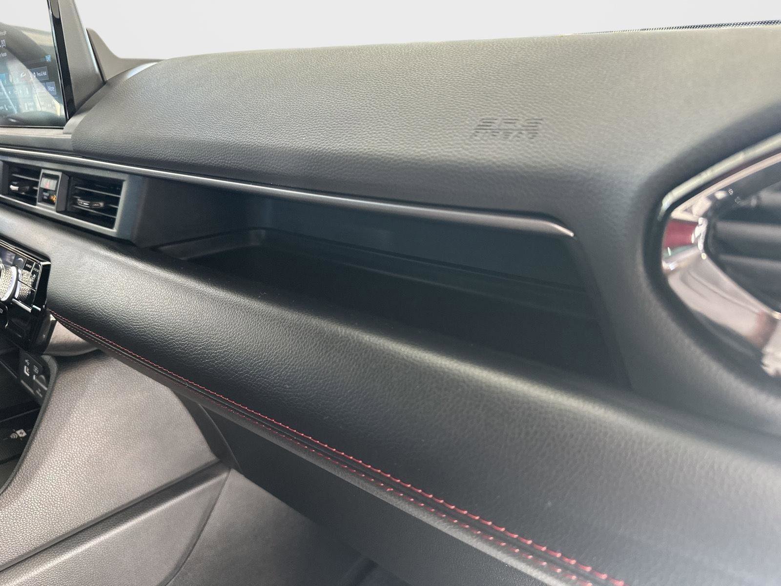 Certified 2025 Honda Pilot Black Edition image 43