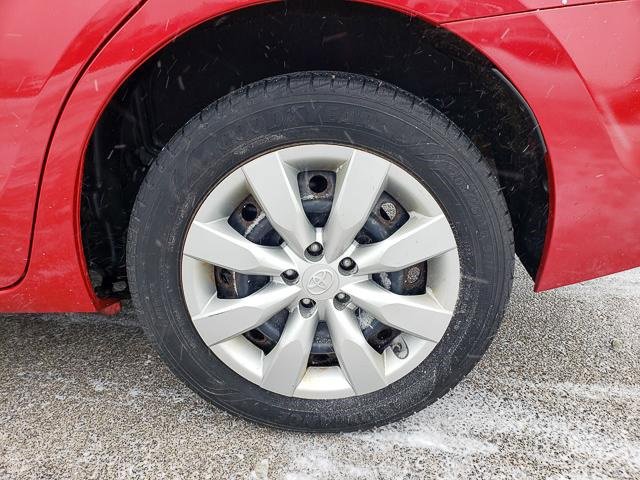 Used 2014 Toyota Corolla L image 26