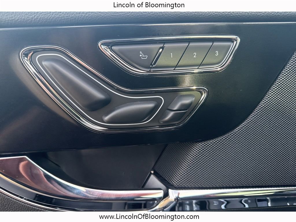 New 2025 Lincoln Corsair Reserve w/ Equipment Group 202A image 24