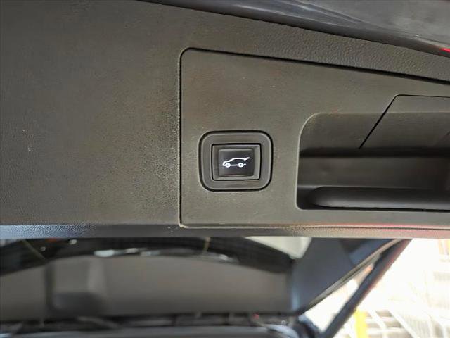 Used 2023 Cadillac XT5 Premium Luxury image 14