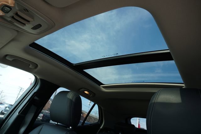 Used 2023 Buick Encore GX Essence w/ Experience Buick Package image 19