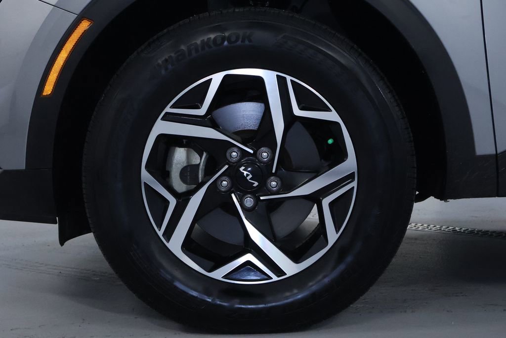 Used 2024 Kia Sportage LX image 31