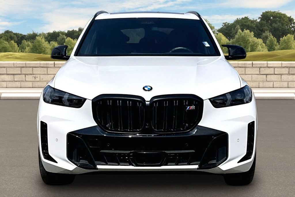 Used 2024 BMW X5 M60i AWD/4WD image 3