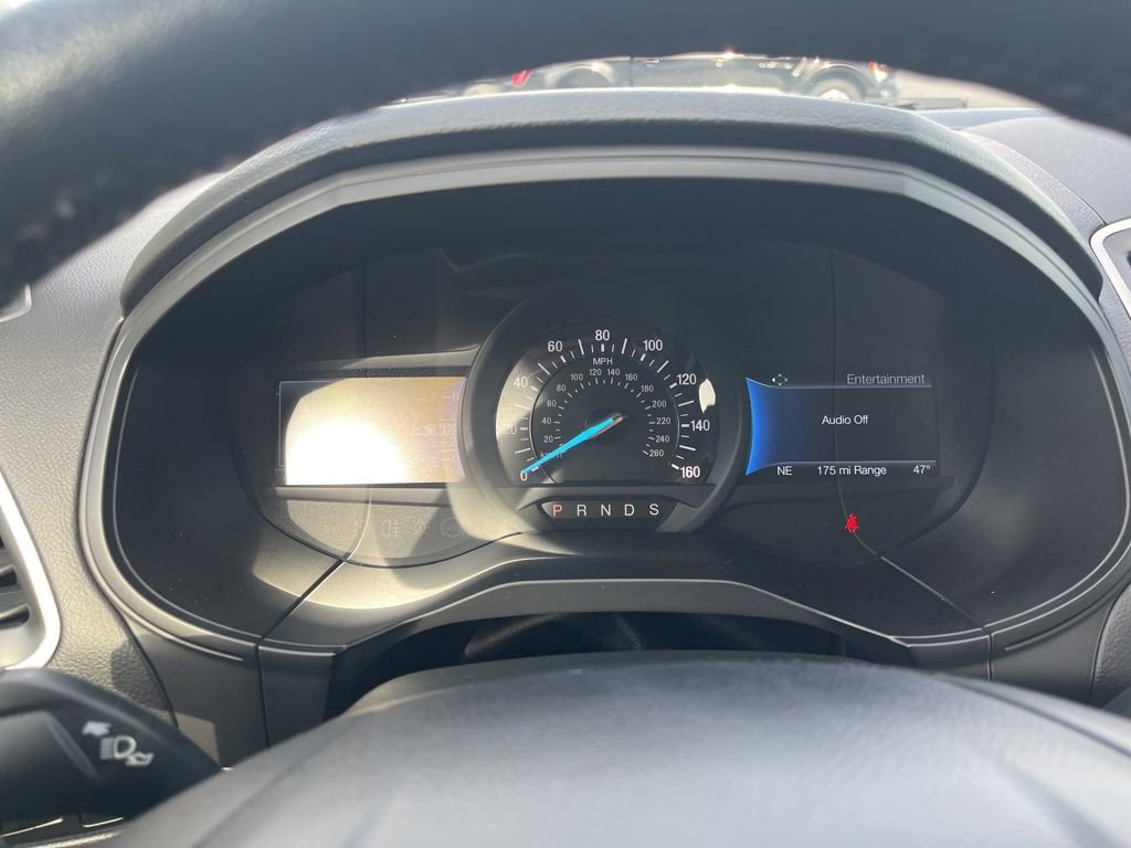 Used 2024 Ford Edge SEL image 16
