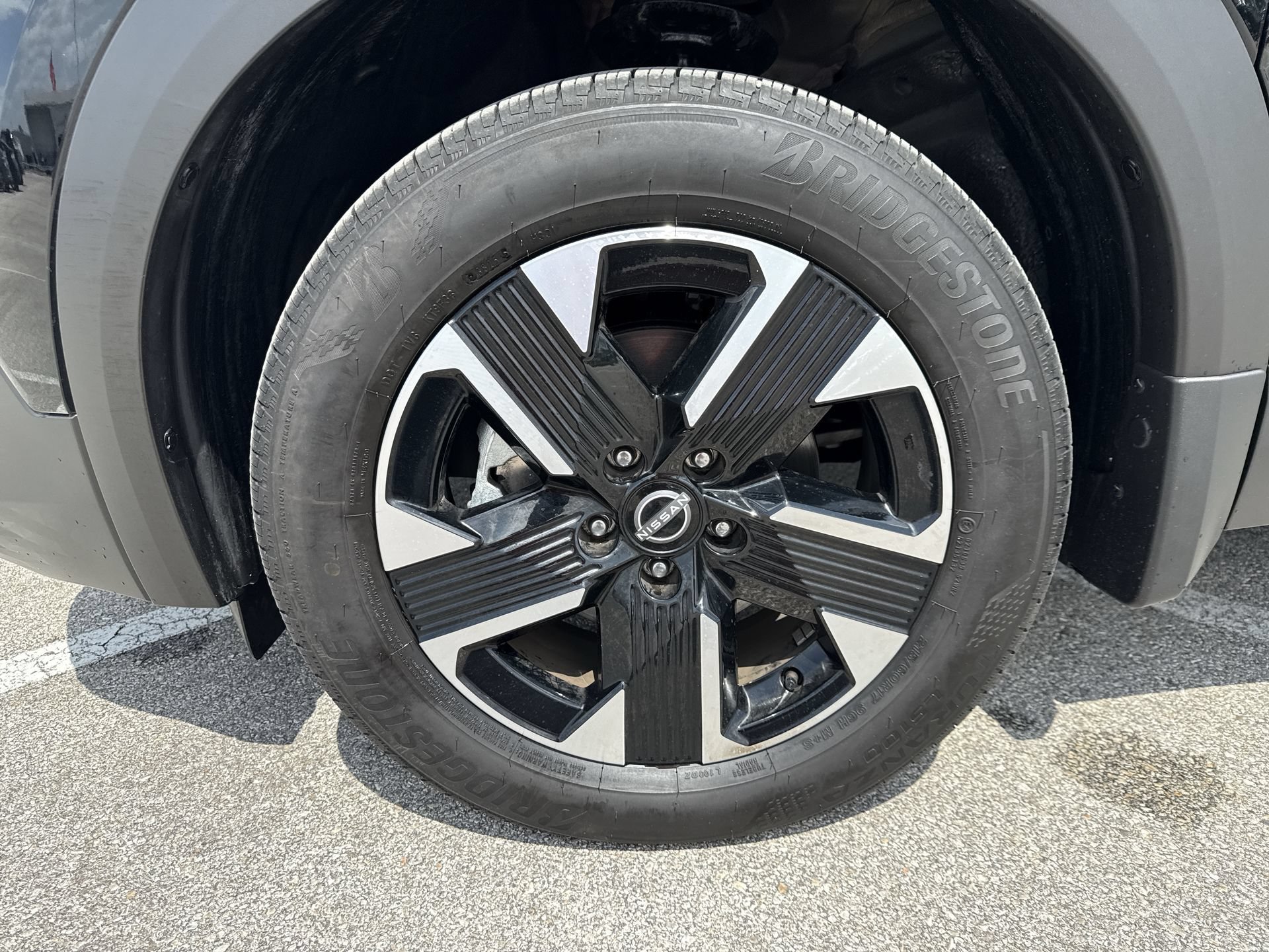 Used 2026 Nissan Kicks SV w/ SV Premium Package AWD/4WD image 19