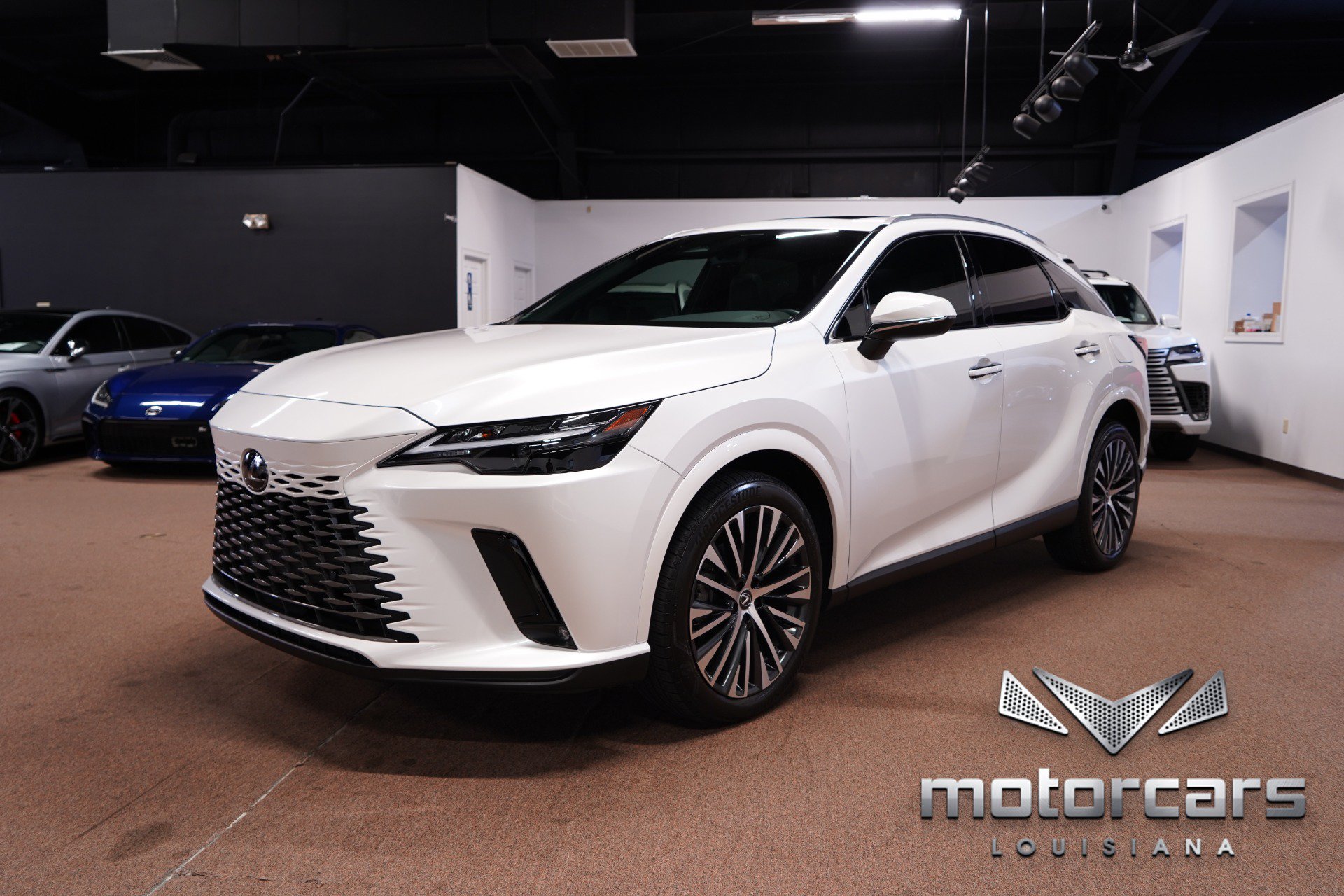 Used 2023 Lexus RX 350 Premium Plus w/ Cold Area Package FWD image 3
