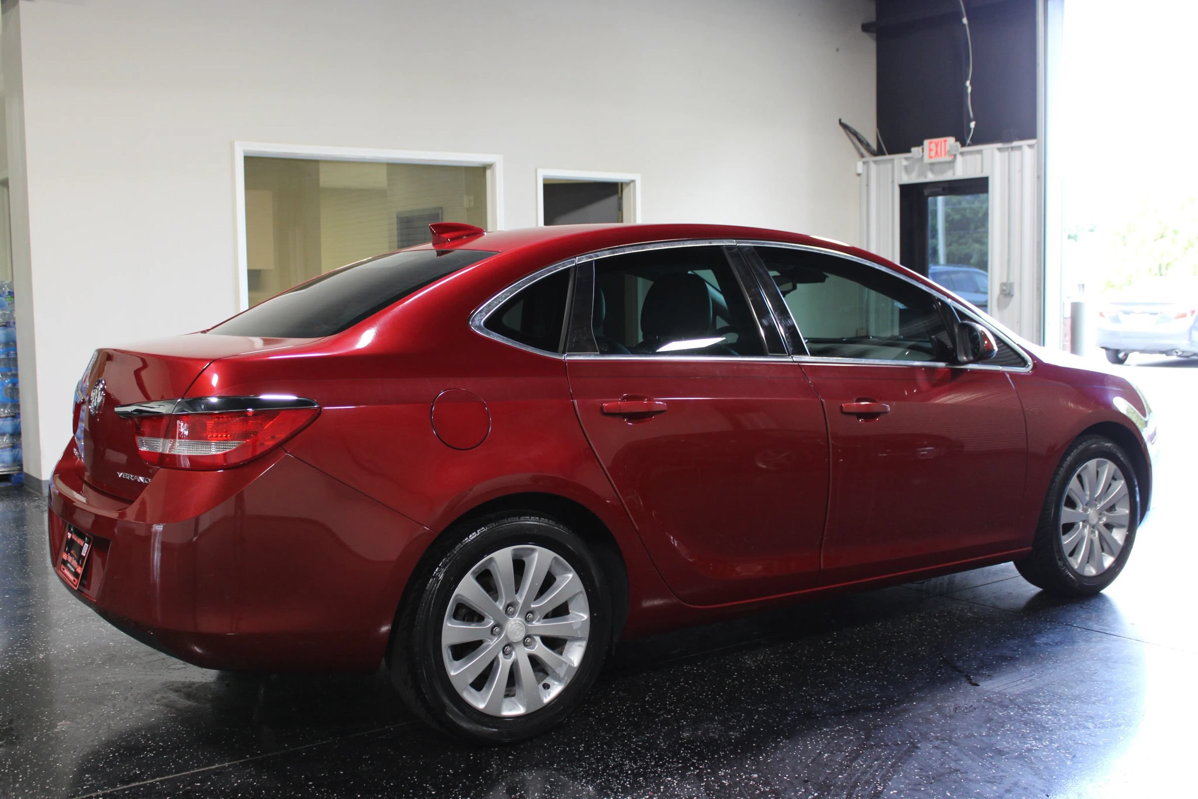 Used 2015 Buick Verano w/ Comfort Package FWD image 3
