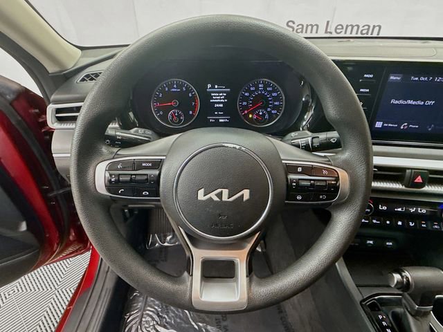 Used 2022 Kia K5 LXS image 11