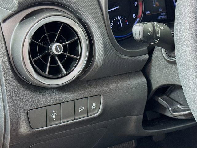 Certified 2023 Hyundai Kona SEL AWD/4WD image 19