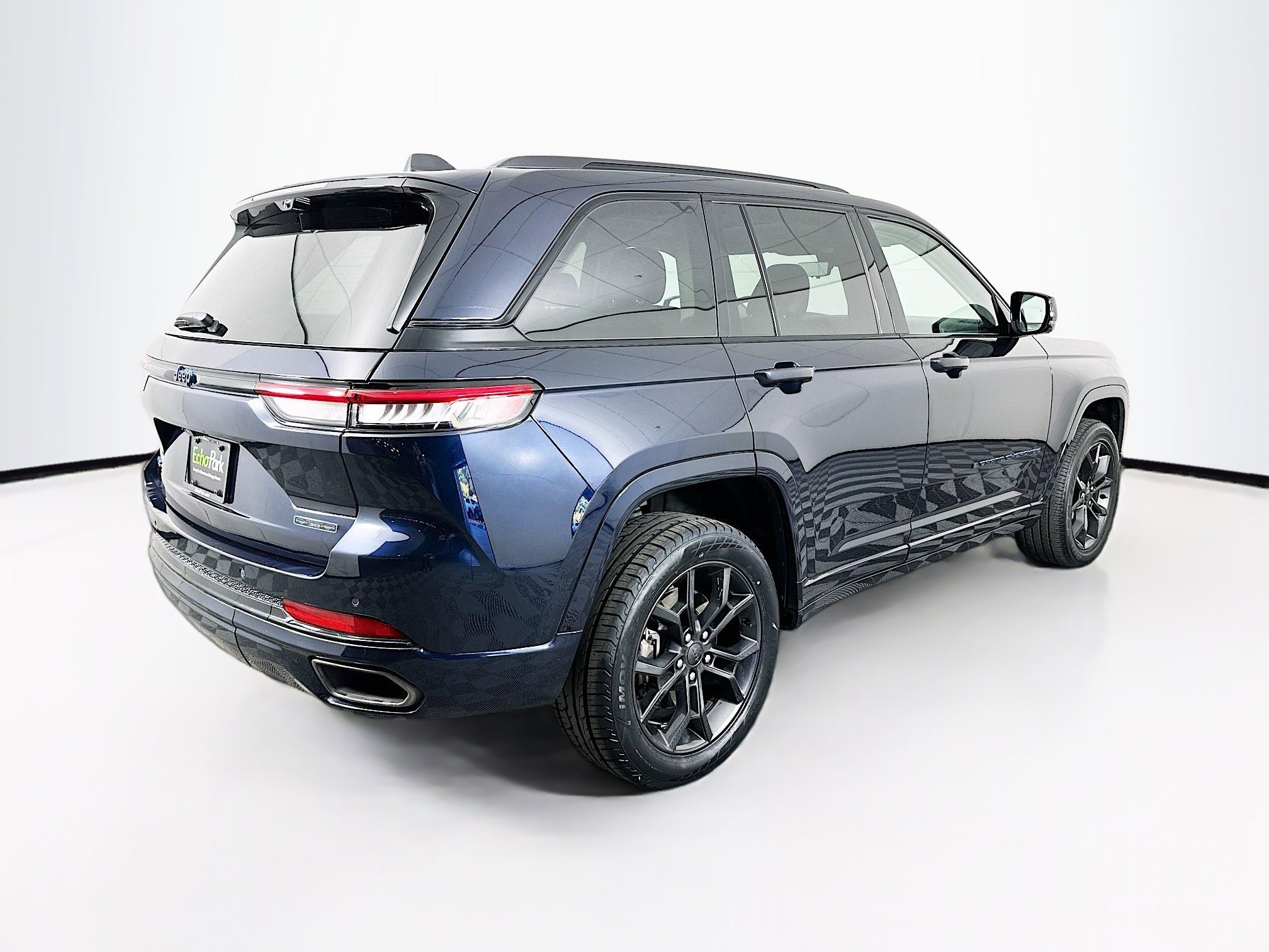 Used 2023 Jeep Grand Cherokee 30th Anniversary image 9