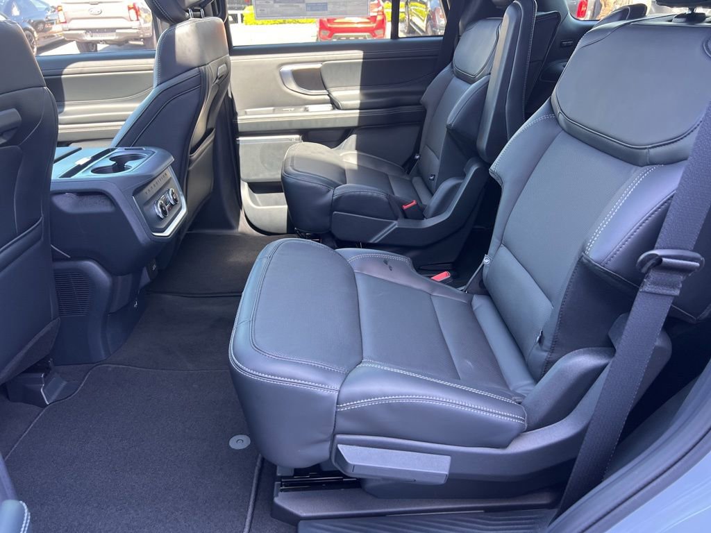New 2026 Ford Expedition Platinum w/ Stealth Appearance Package image 14