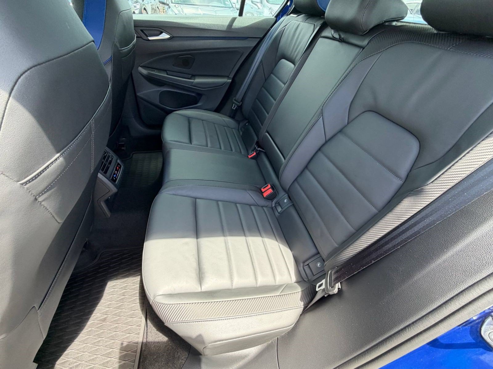 Certified 2024 Volkswagen Golf R AWD/4WD image 21