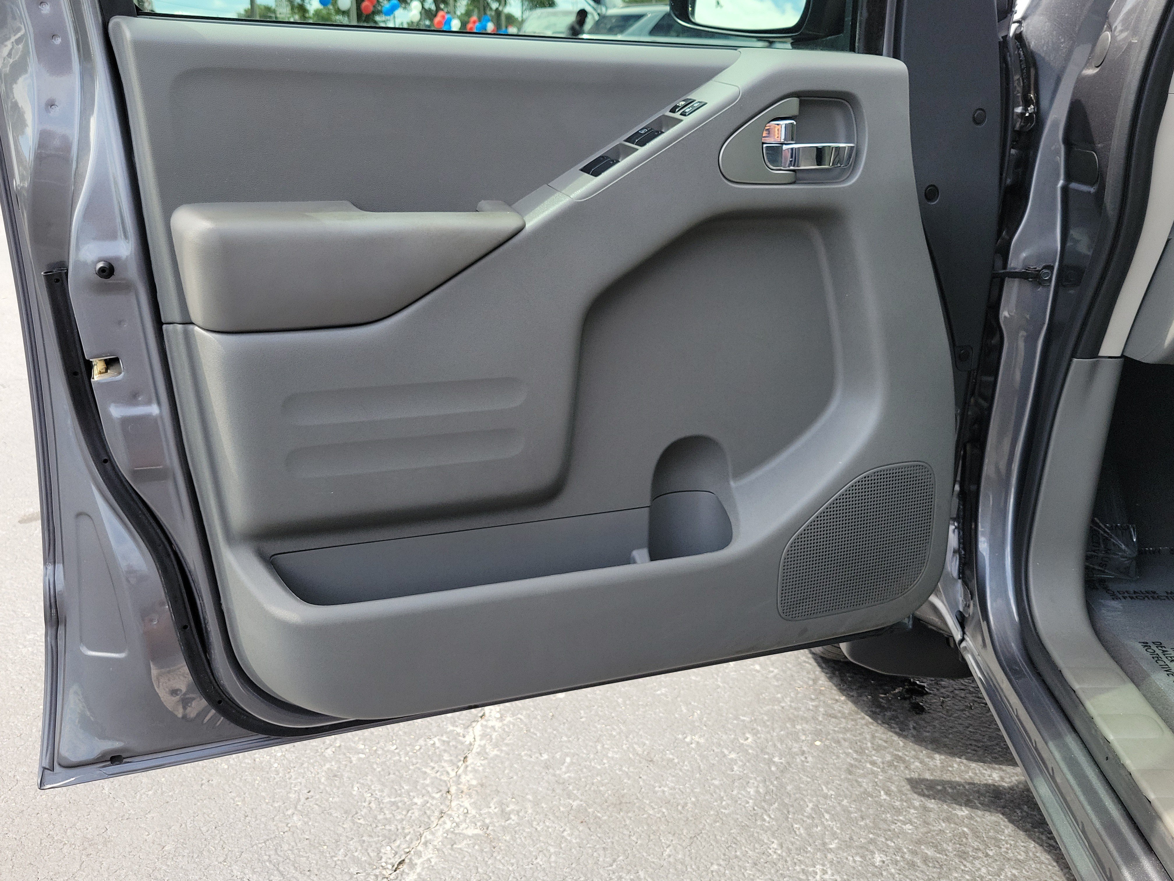 Used 2021 Nissan Frontier SV RWD image 19