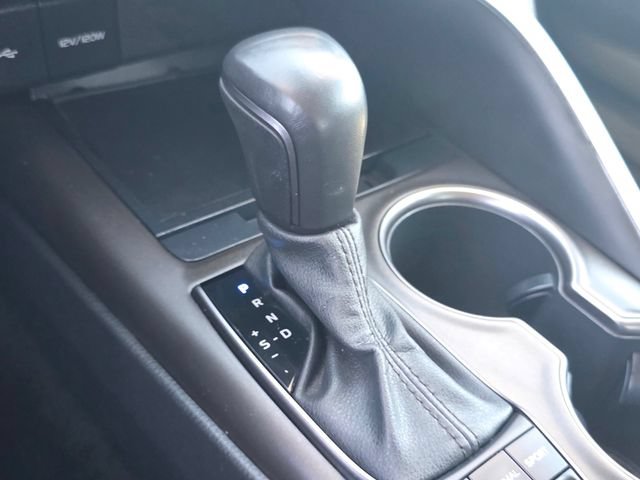 Used 2022 Toyota Camry SE FWD image 22