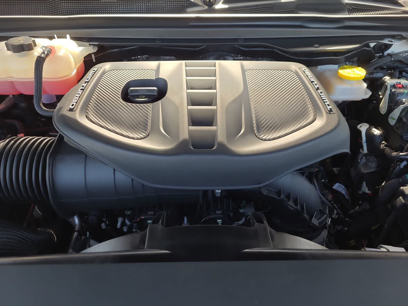 Used 2025 RAM 1500 Limited AWD/4WD image 17