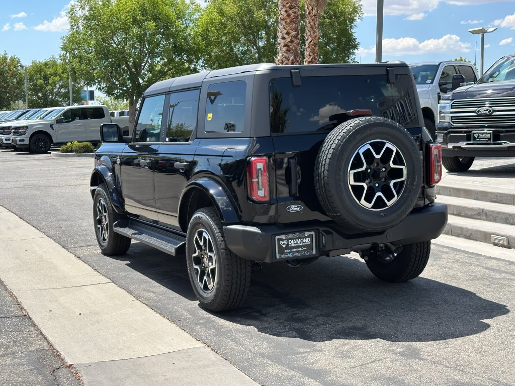 New 2026 Ford Bronco Outer Banks AWD/4WD image 4