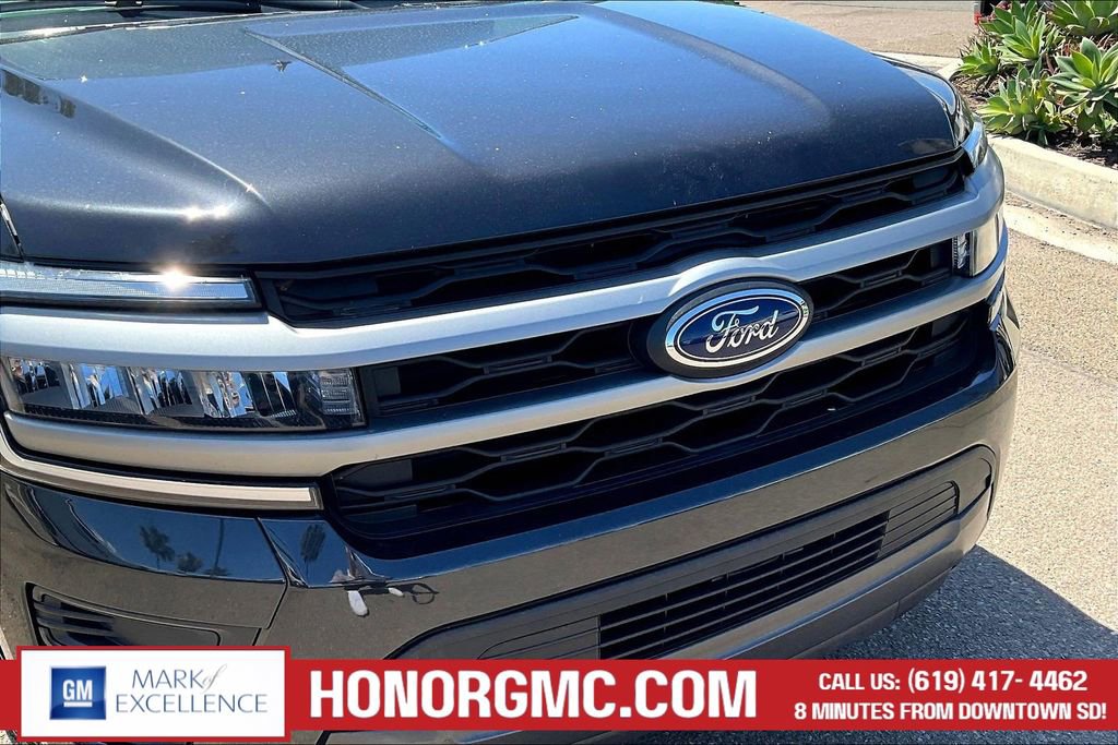 Used 2024 Ford Expedition XLT image 32