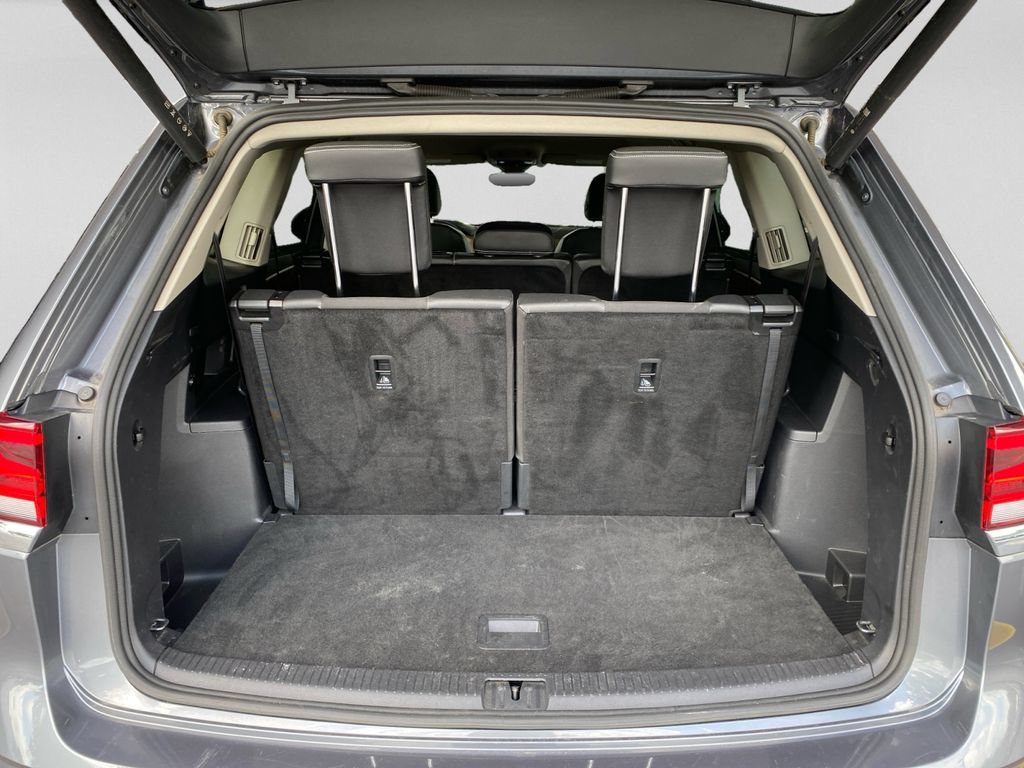 Used 2025 Volkswagen Atlas SE FWD image 25