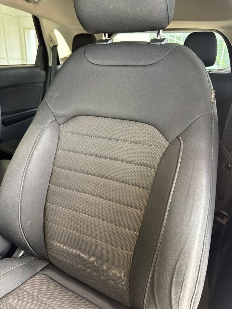 Used 2015 Ford Edge SE FWD image 5