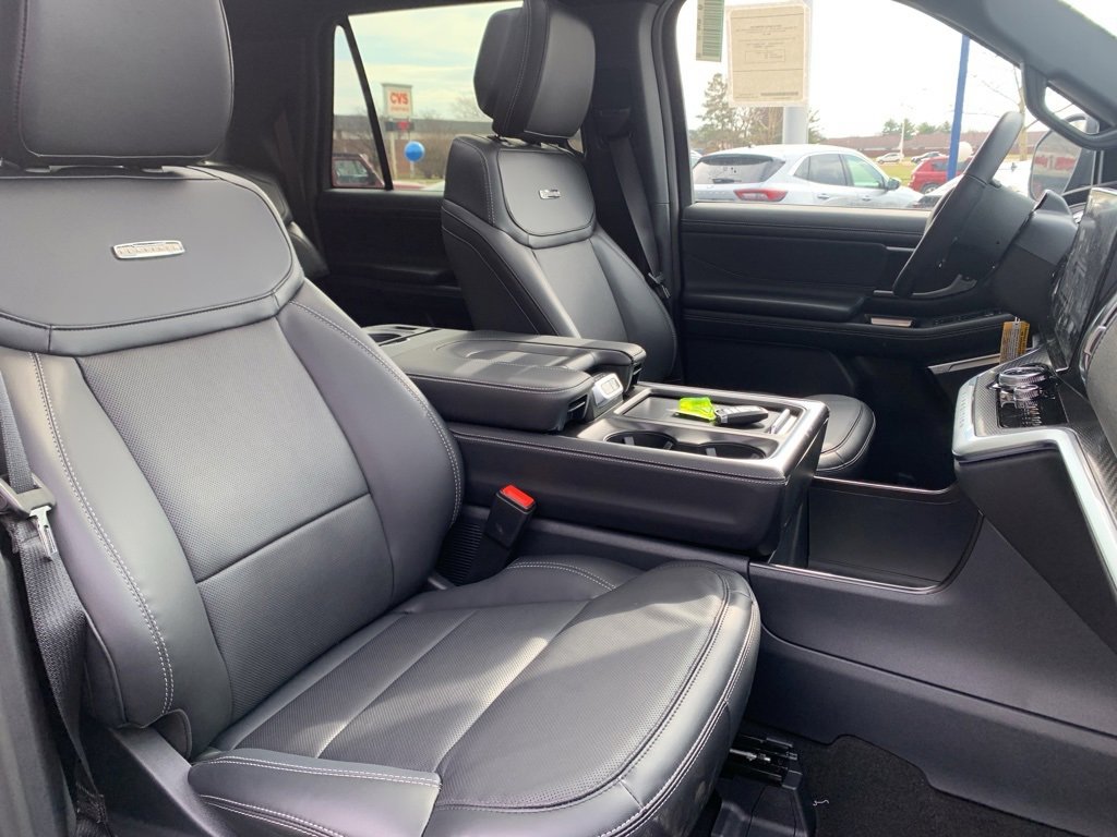 New 2026 Ford Expedition Max Platinum w/ Stealth Appearance Package image 12