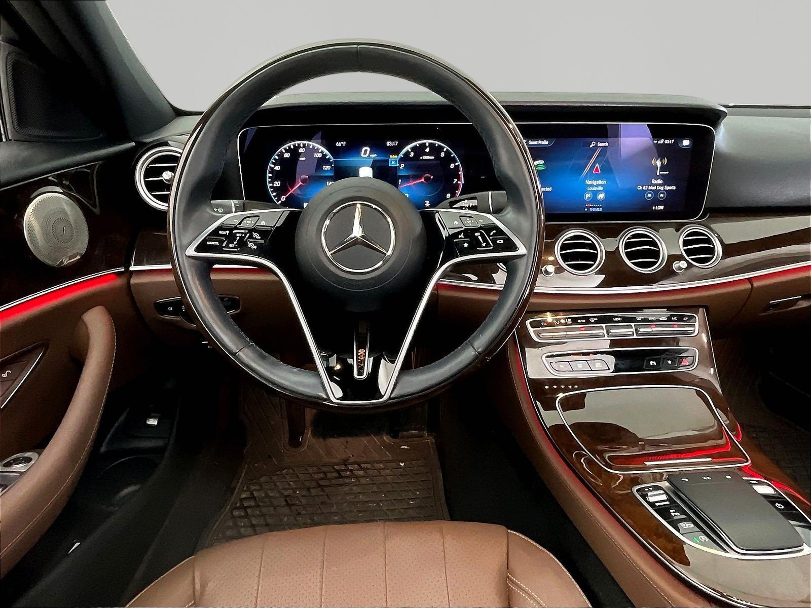 Used 2023 Mercedes-Benz E 350 4MATIC Sedan image 8