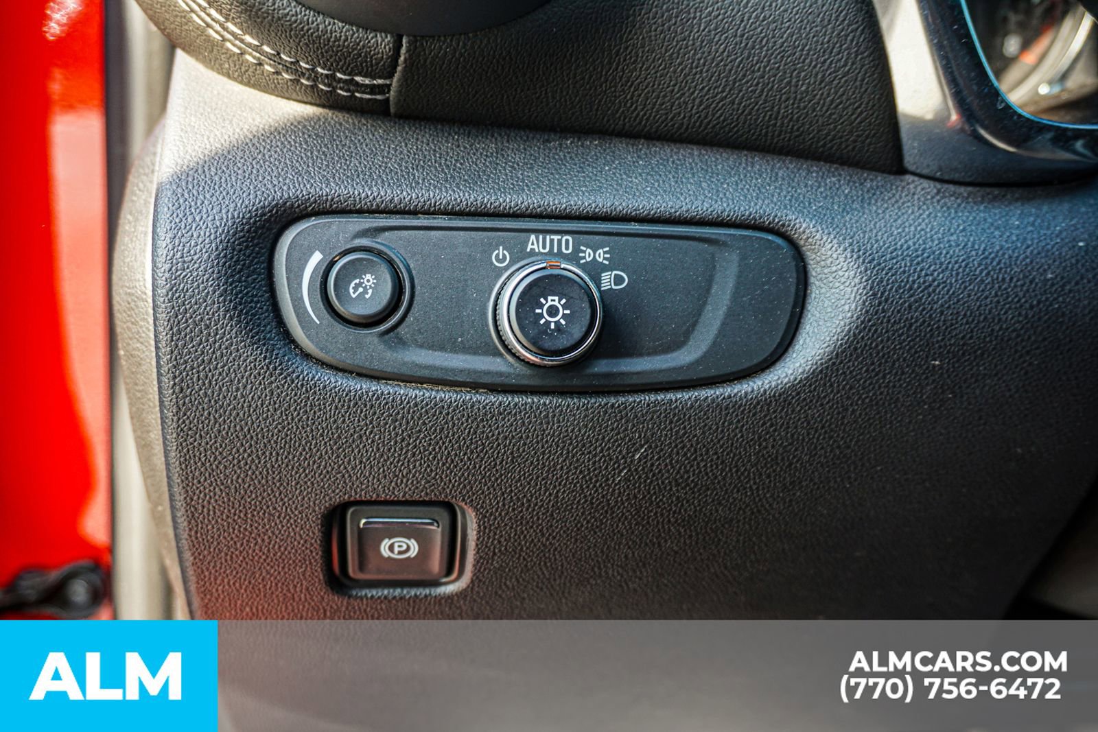 Used 2025 Chevrolet Blazer LT image 33