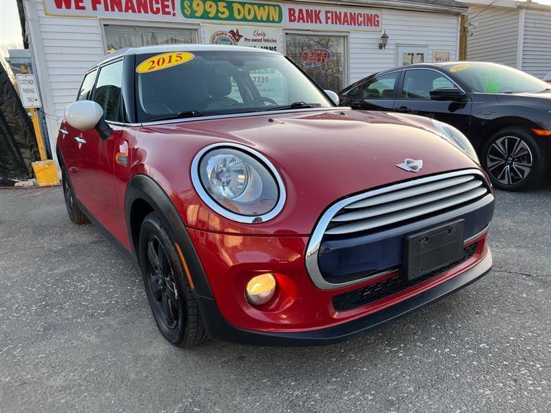 Used 2015 MINI Cooper 4-Door Hardtop FWD image 4