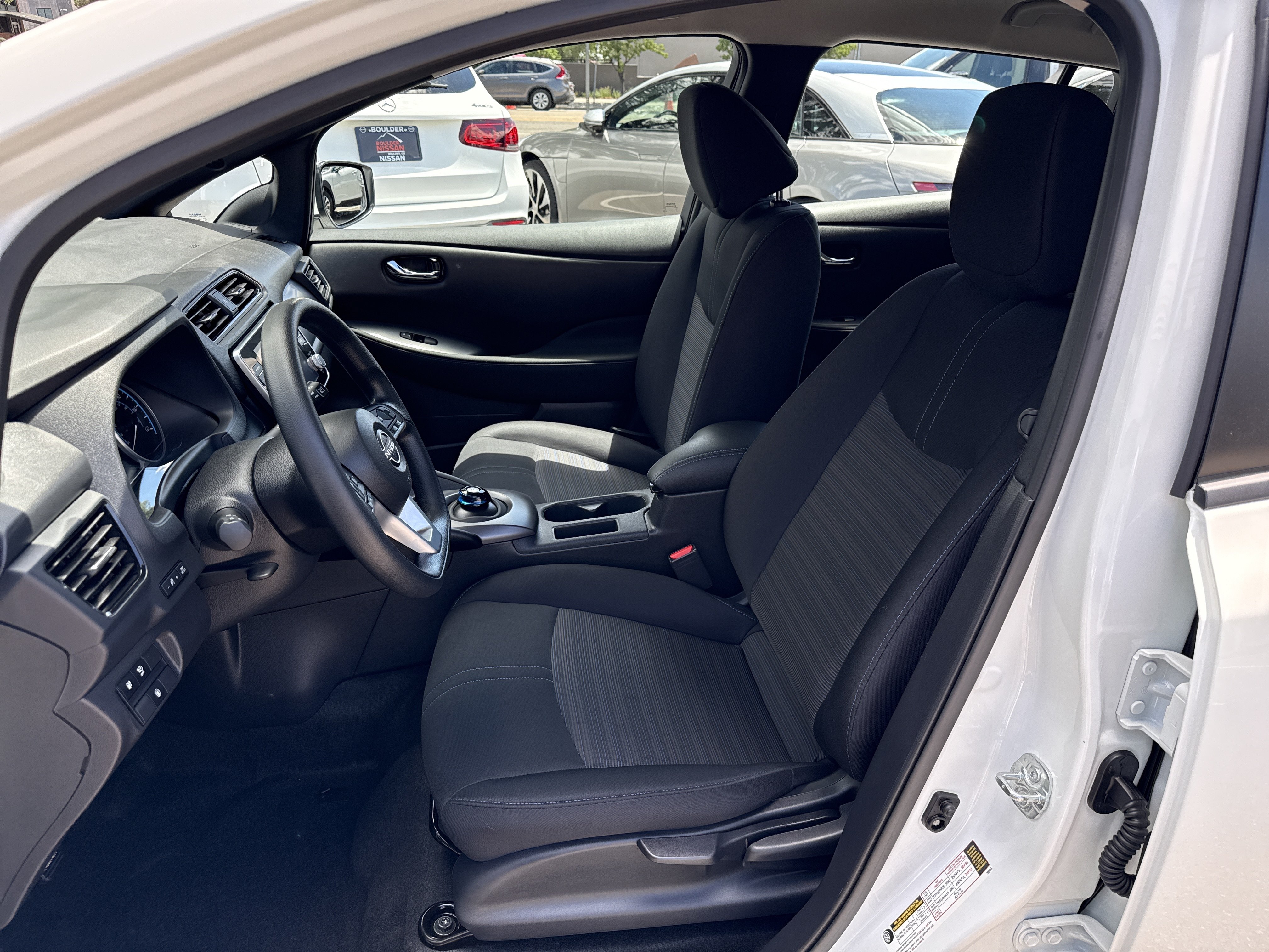 Certified 2025 Nissan Leaf S FWD image 16