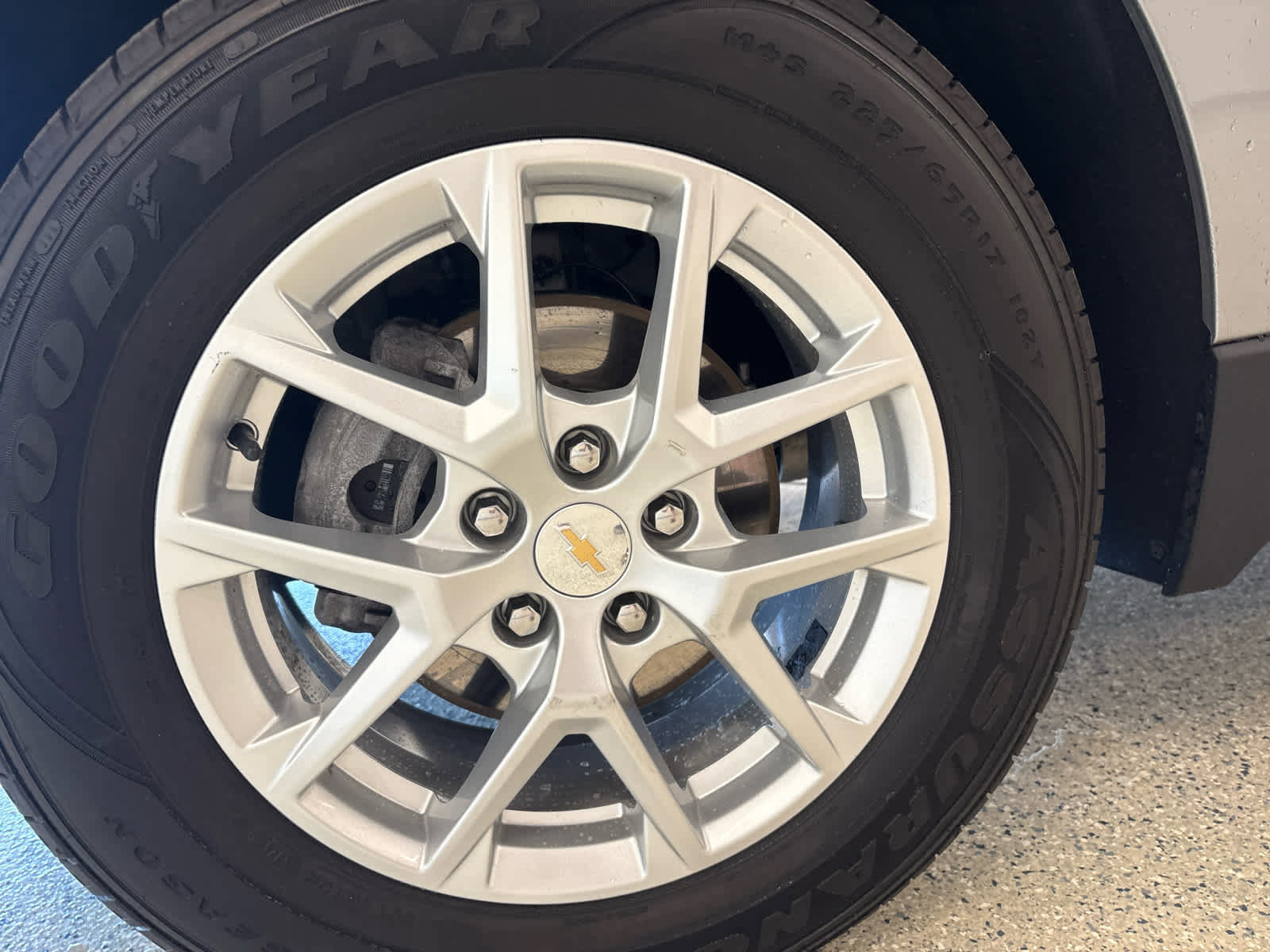 Used 2024 Chevrolet Equinox LS w/ LS Convenience Package AWD/4WD image 13