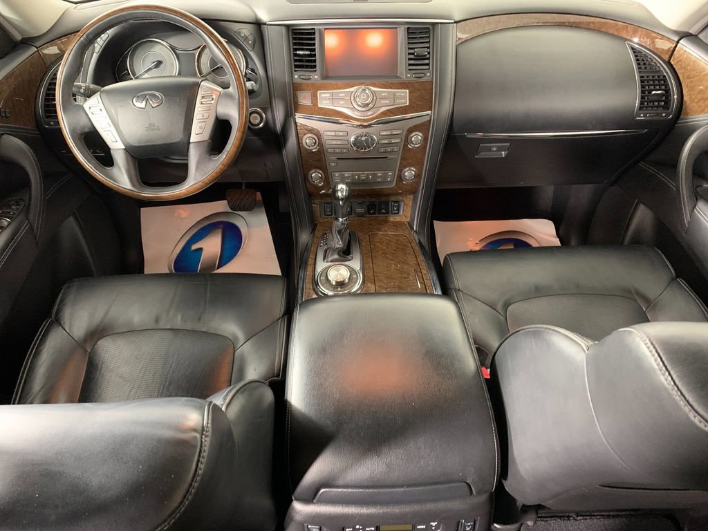 Used 2017 INFINITI QX80 4WD w/ Driver Assistance Package image 35