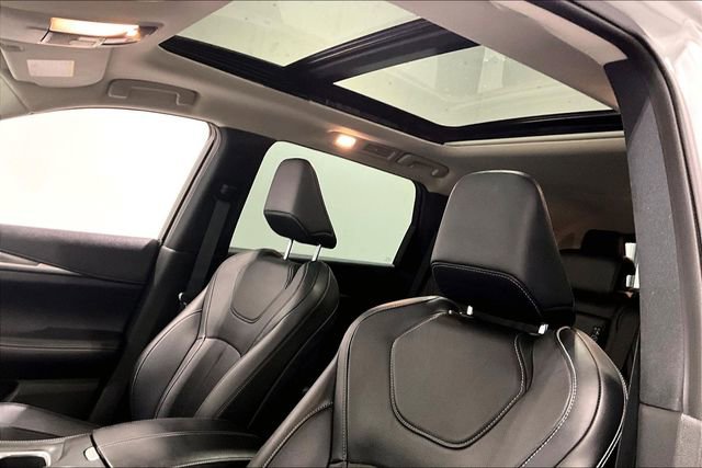 Used 2023 INFINITI QX60 Luxe image 38