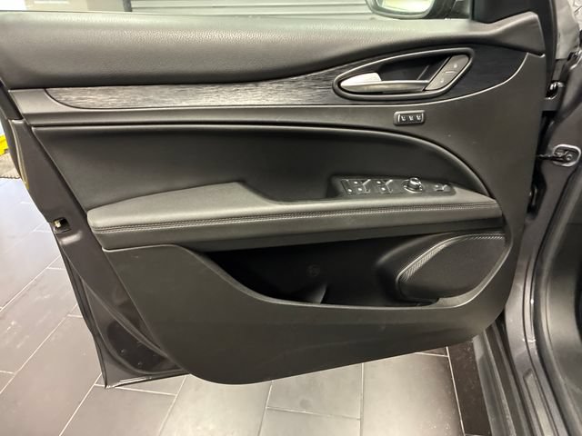 Used 2022 Alfa Romeo Stelvio Sprint AWD/4WD image 10