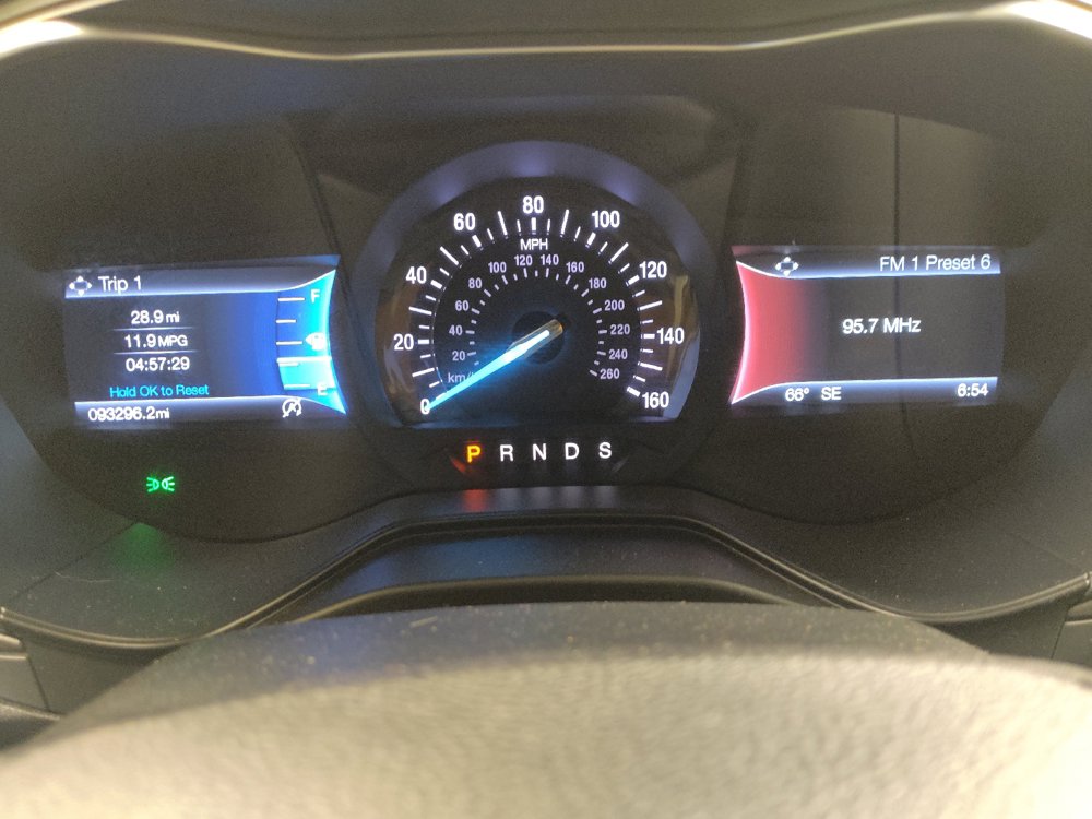 Used 2019 Ford Fusion SEL FWD image 23