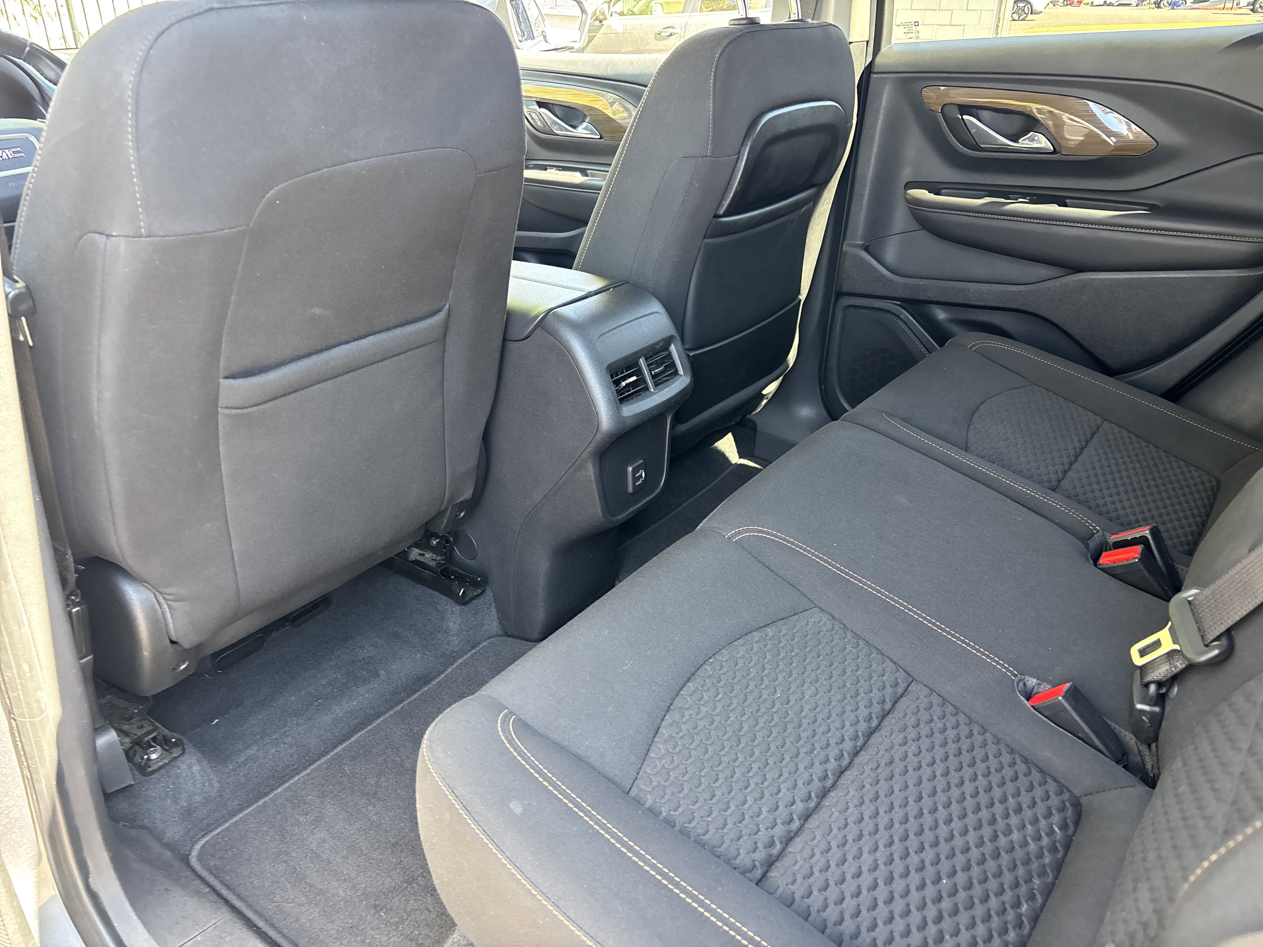 Used 2020 GMC Terrain SLE w/ Driver Convenience Package FWD image 15