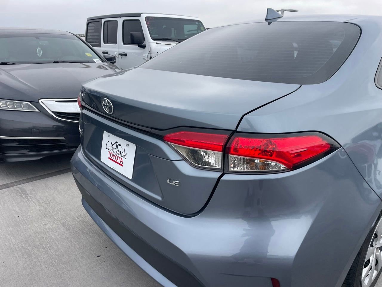 Used 2022 Toyota Corolla LE image 4