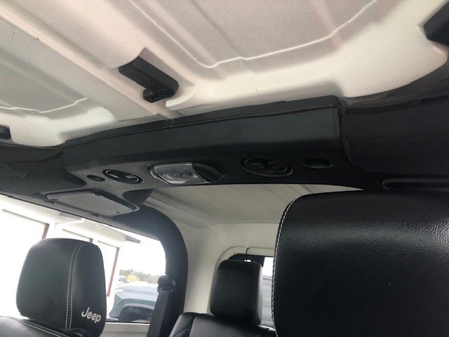 Used 2015 Jeep Wrangler Sport image 11