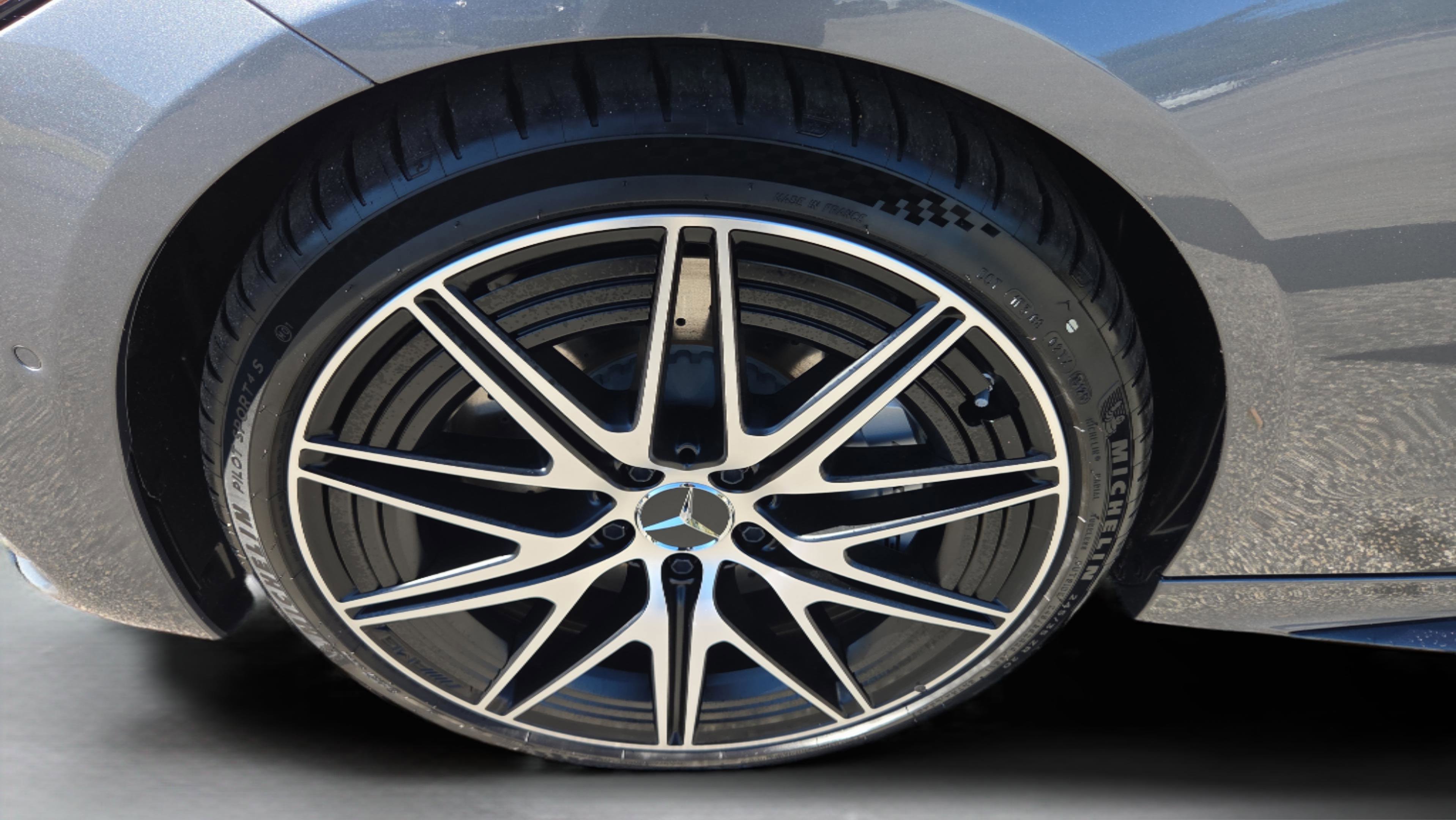 New 2026 Mercedes-Benz C 43 AMG 4MATIC Sedan image 31