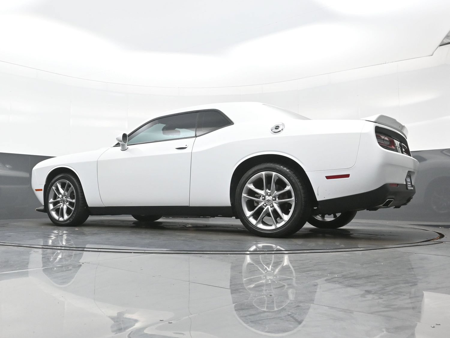 Used 2022 Dodge Challenger GT AWD/4WD image 26