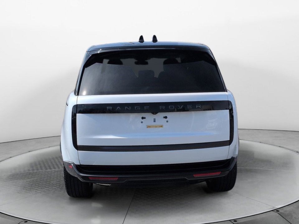 Certified 2025 Land Rover Range Rover Long Wheelbase SE AWD/4WD image 6