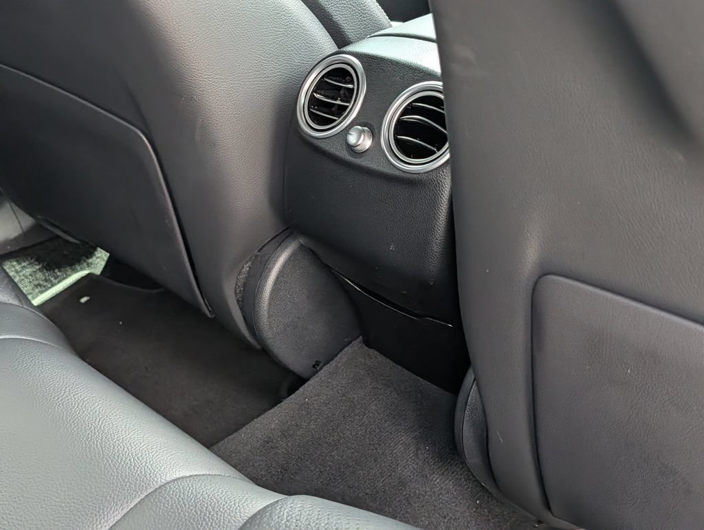 Used 2022 Mercedes-Benz GLC 300 image 30