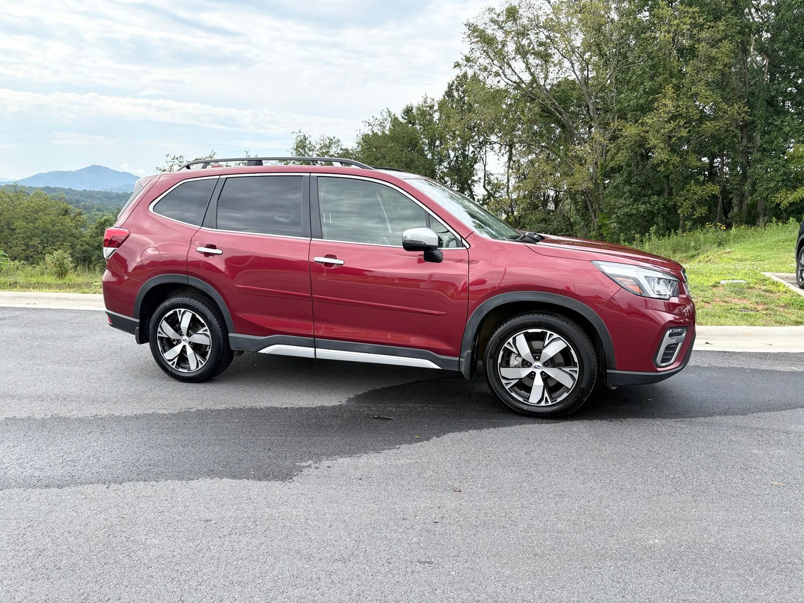 Used 2019 Subaru Forester Touring w/ Popular Package #3 AWD/4WD image 7