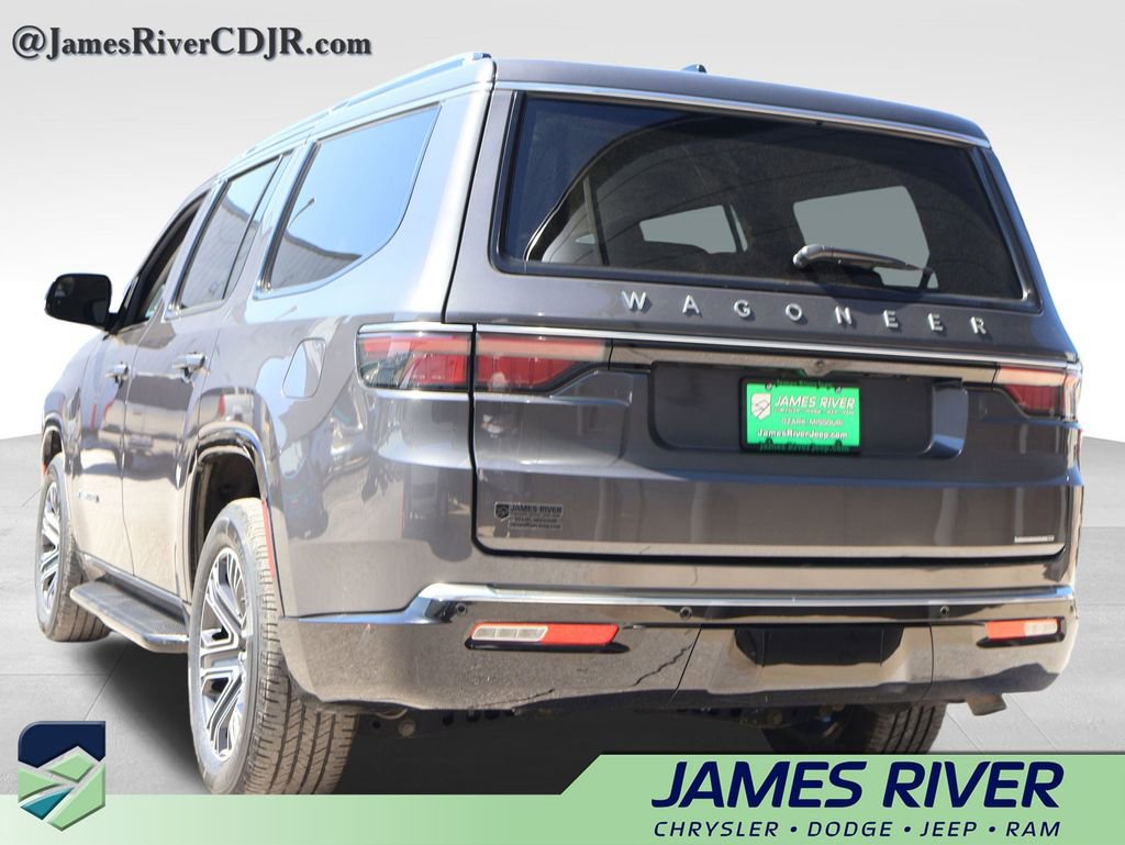 Used 2024 Jeep Wagoneer Series II w/ Flexible Seating Group image 3