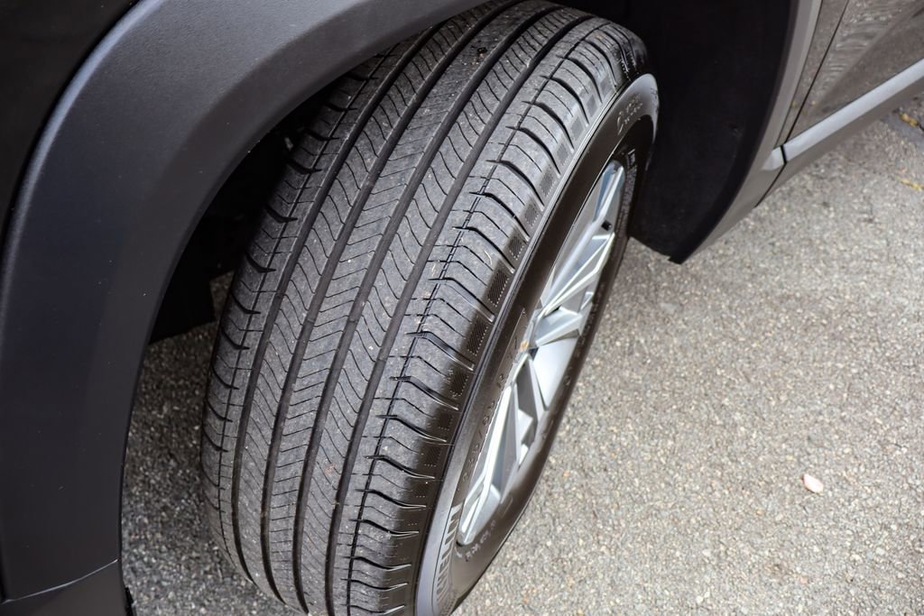 Used 2025 Chevrolet Equinox LT image 40