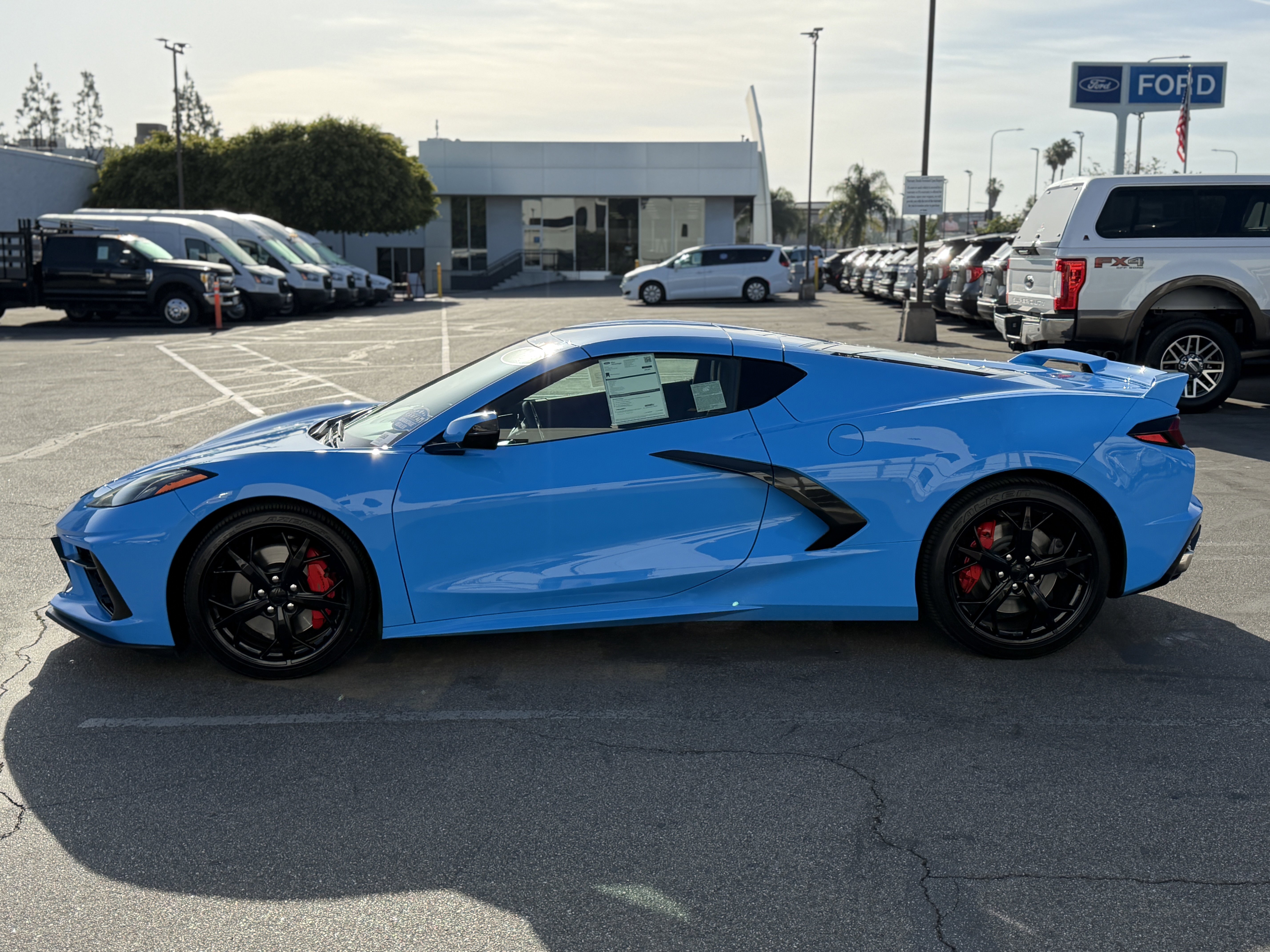 Used 2023 Chevrolet Corvette Stingray Coupe w/ Z51 Performance Package RWD image 7