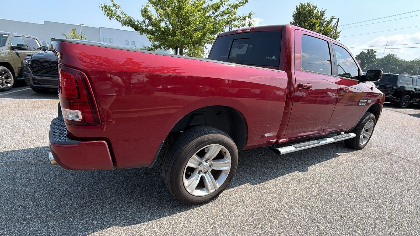 Used 2014 RAM 1500 Sport w/ Convenience Group AWD/4WD image 8