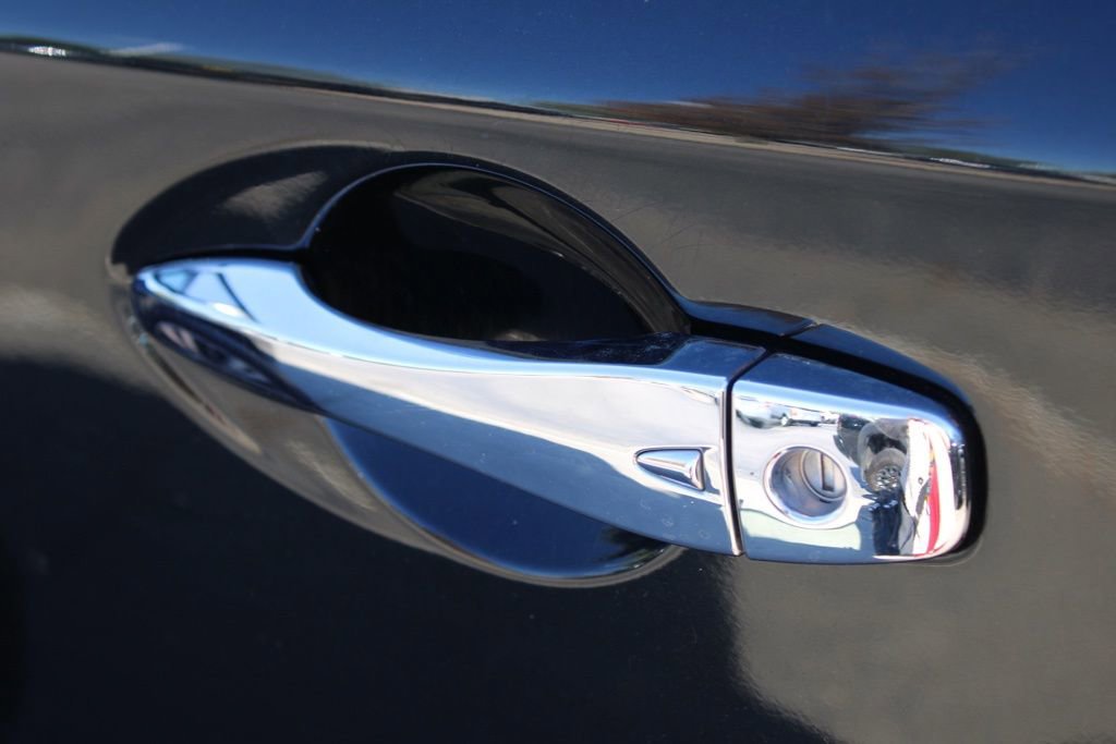 Used 2018 Nissan Pathfinder SL w/ Cargo Package image 16