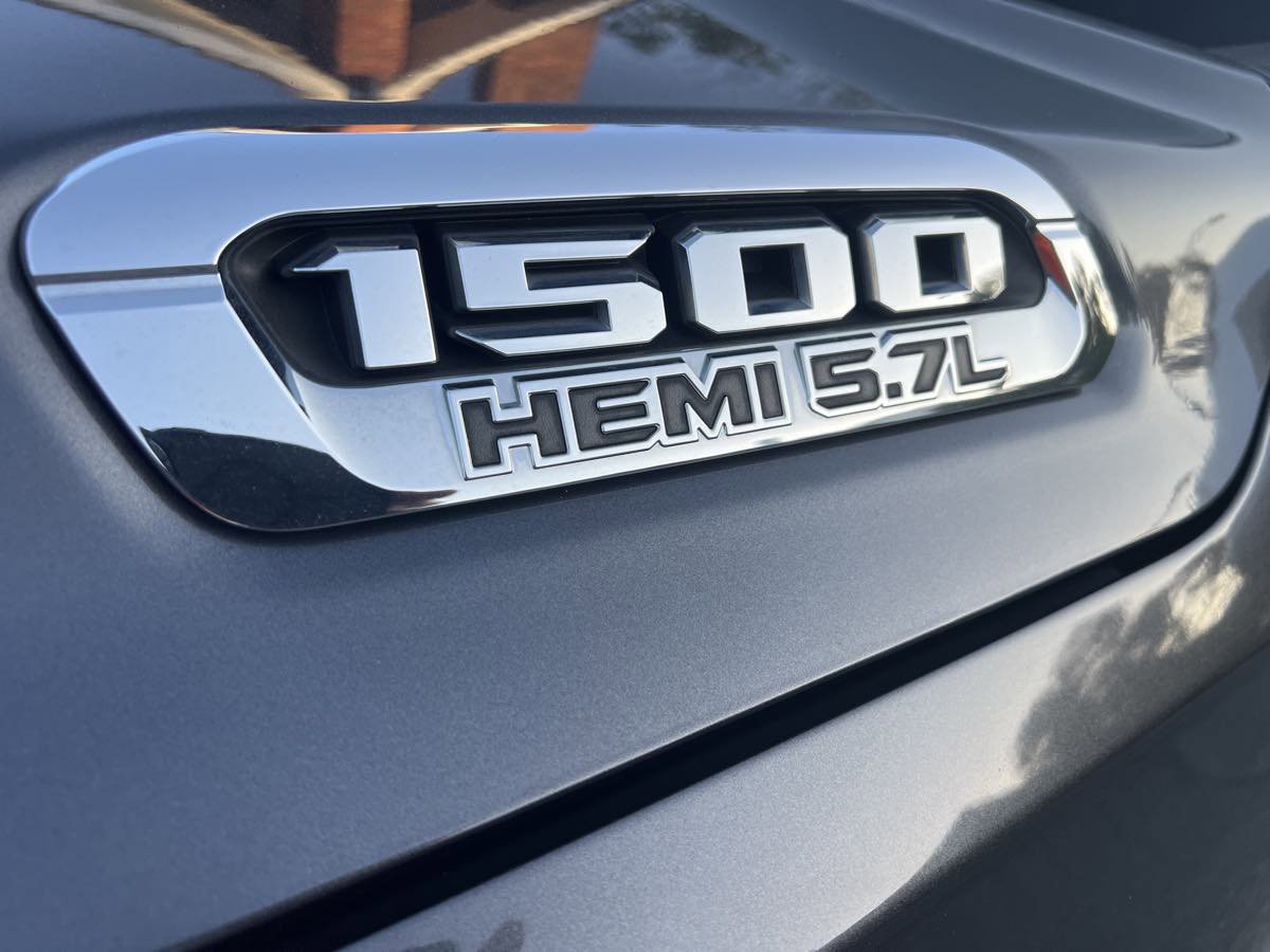 Used 2019 RAM 1500 Limited AWD/4WD image 10