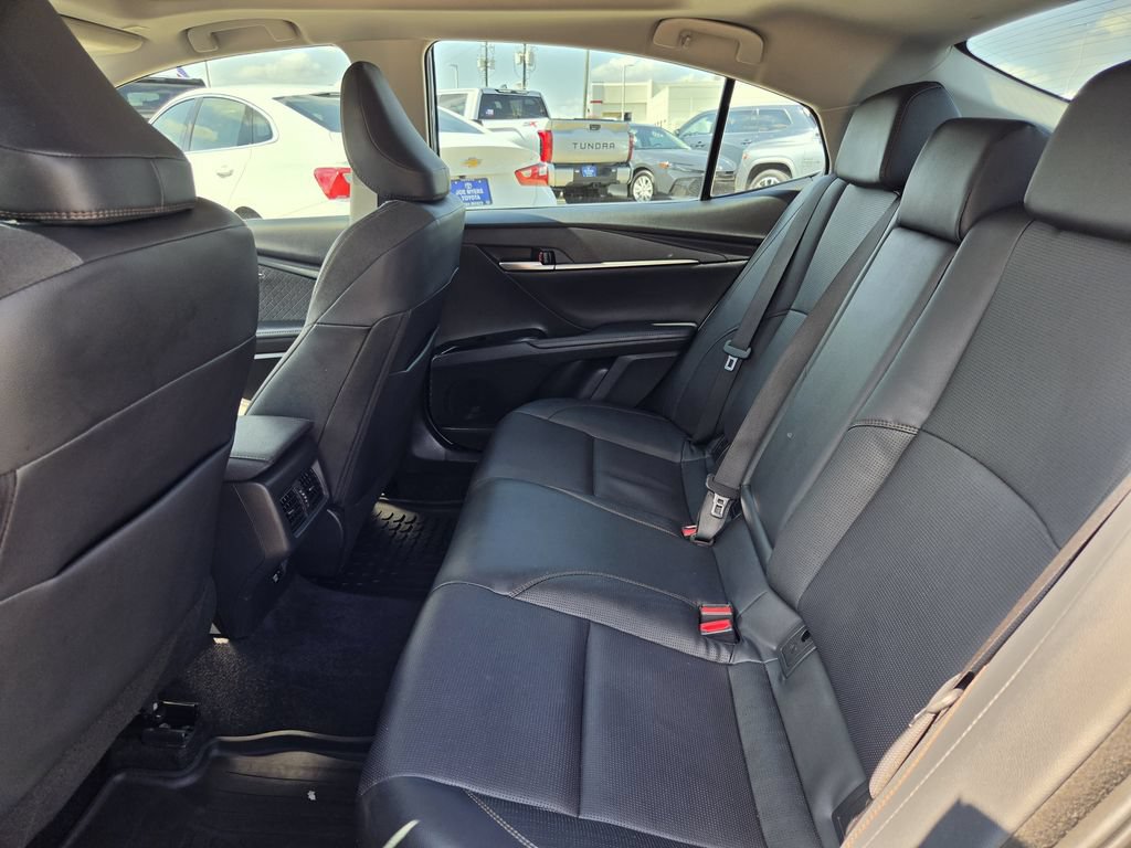 Used 2025 Toyota Camry XLE w/ Premium Plus Package FWD image 30