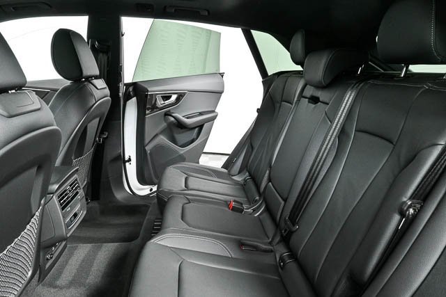 New 2025 Audi Q8 Premium image 22