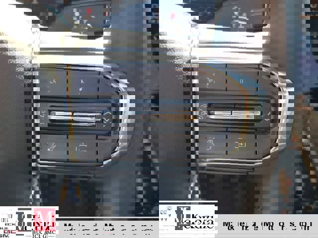 New 2026 GMC Terrain Elevation w/ Technology Package II FWD image 12